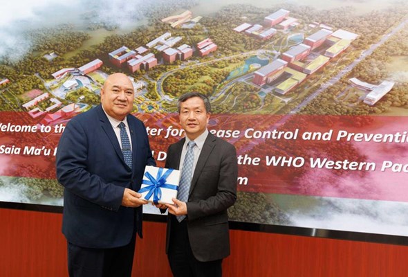 世界卫生组织西太平洋区域新任主任赛亚•皮乌卡拉一行访问中国疾病预防控制中心
